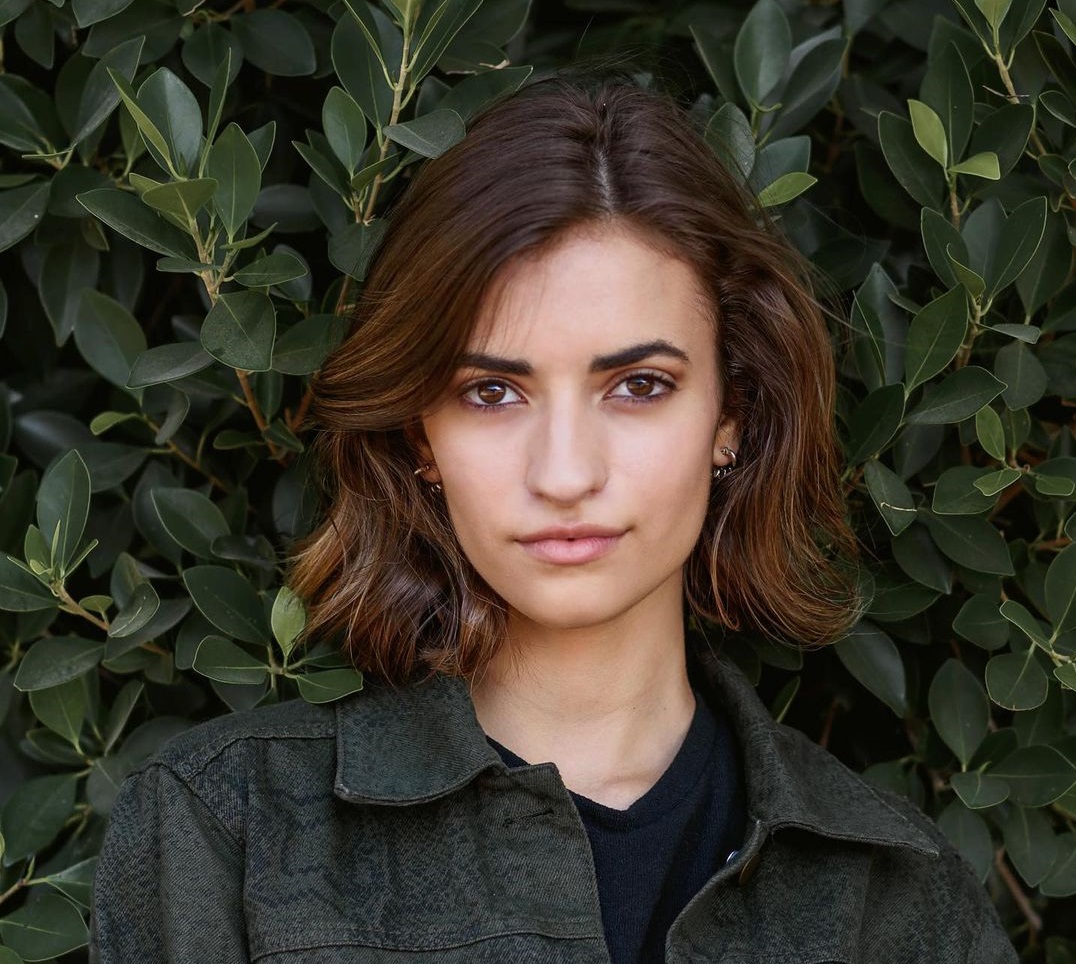 Soni Nicole Bringas - Who Is The Famous Actress Of Fuller House?