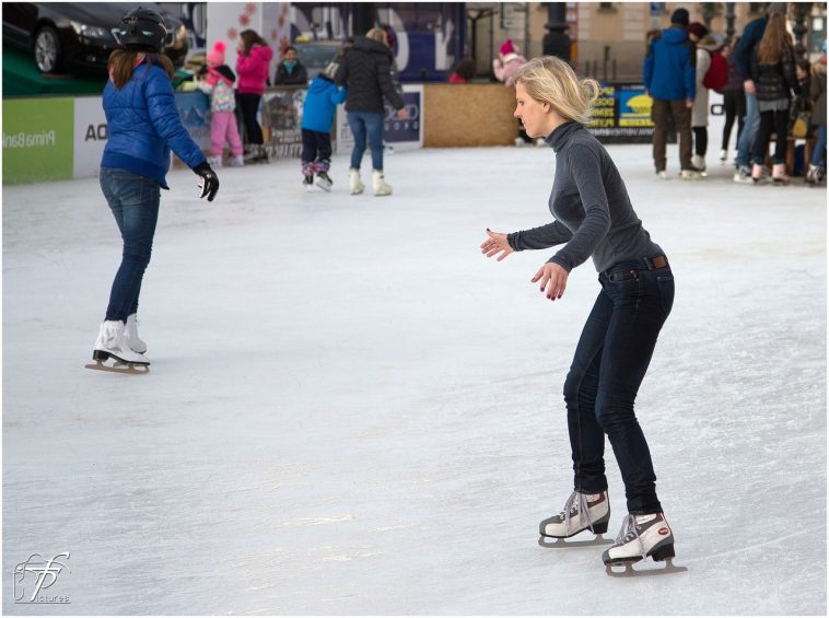 ice skating, ice-skating, skating