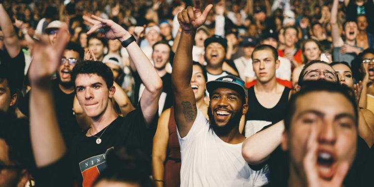 shallow focus photography of man in white shirt